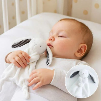 doudou-lapin-compagnon-sommeil-nuits-paisibles