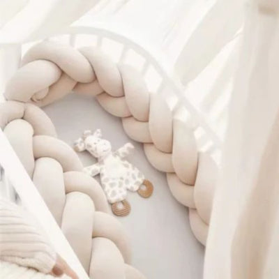 tresse-de-lit-bebe-doux-beige-peau-sensible