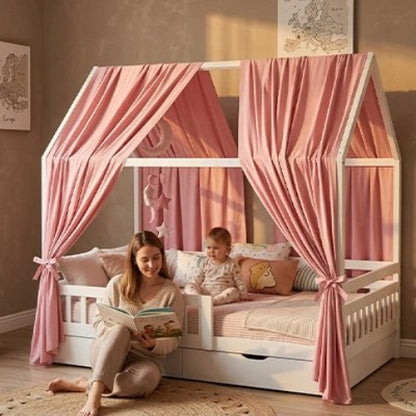 Ciel-de-lit-rose-maman-raconte-une-histoire-à-enfant