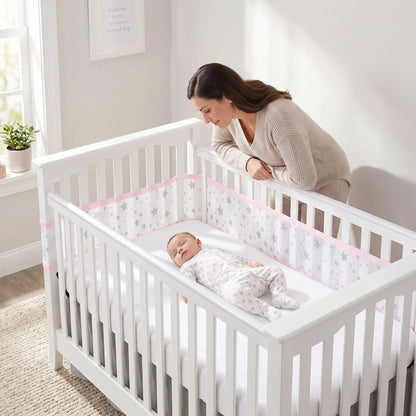 tour-de-lit-respirant-lit-barreaux-maman-regarde-bébé-dormir